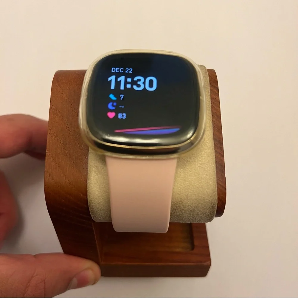 Fitbit‎ Sense, gold/pink, charger included